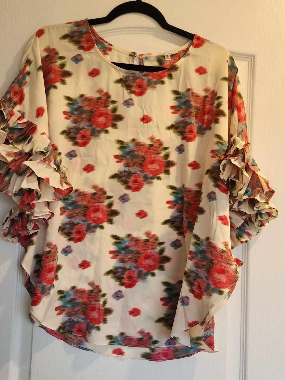 JODIFL Cream Blouse with Red Floral Print and Ruffled Sleeves S Euc